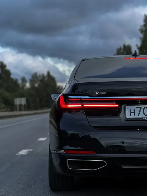 Аренда BMW 7 Long в Пскове - 02