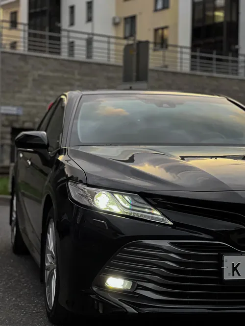 Аренда премиум седана - Toyota Camry в Пскове - 01