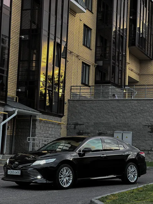 Аренда премиум седана - Toyota Camry в Пскове - 04