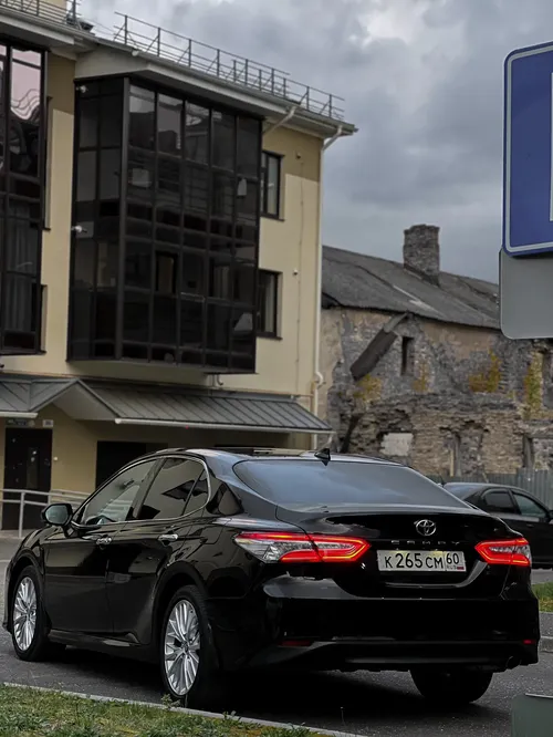 Аренда премиум седана - Toyota Camry в Пскове - 06