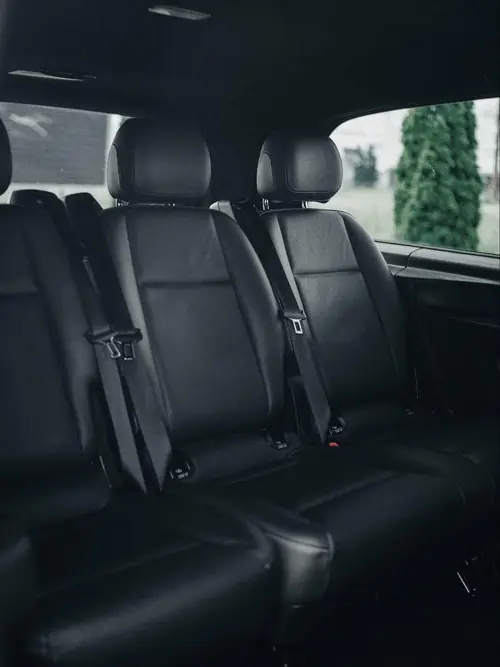 Салон минивэна Mercedes-Benz V-Class партнёра